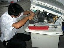 崇文投影机维修与计算机技术研究